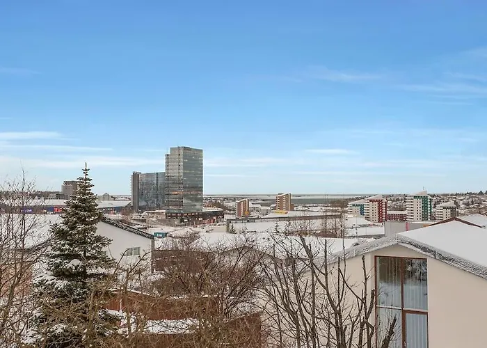 Modern 3Br Oasis In Kopavogur