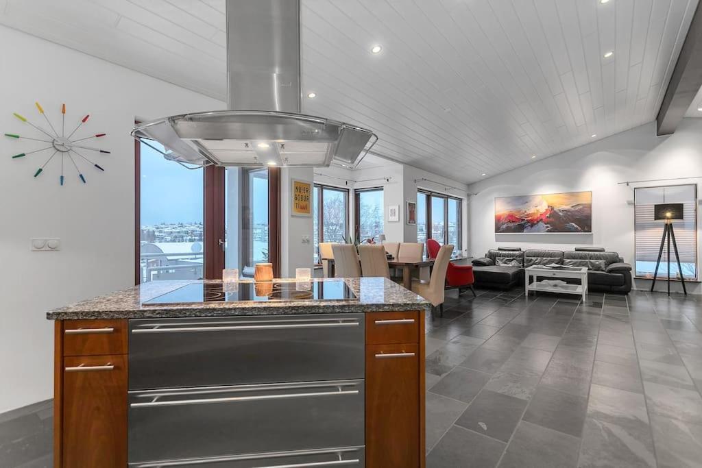 Modern 3br Oasis In Kopavogur Apartment
