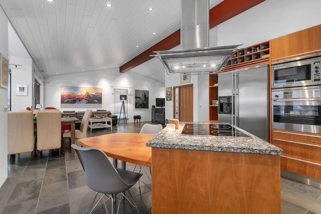Modern 3br Oasis In Kopavogur Reykjavik
