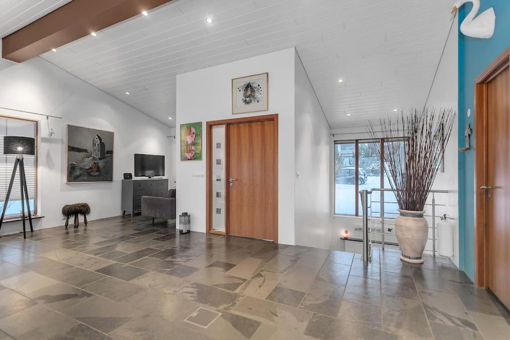 Modern 3br Oasis In Kopavogur Apartment Reykjavik
